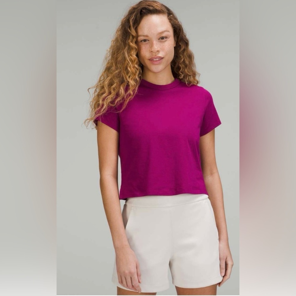 Lululemon Classic-Fit Cotton-Blend T-Shirt
Magenta Purple